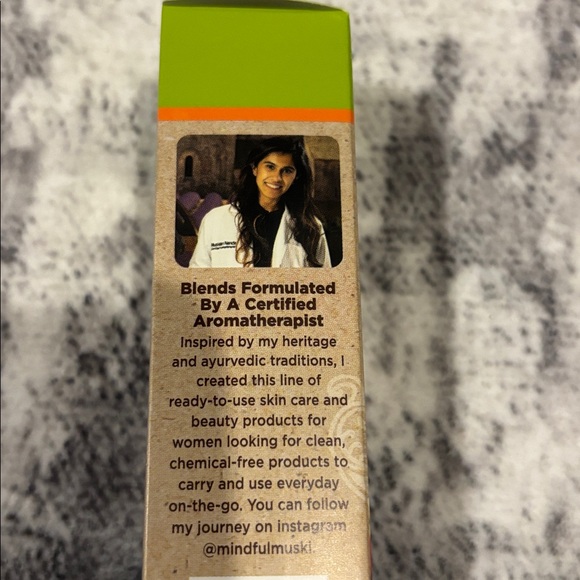 Clean Beauty Bundle - Picture 4 of 10